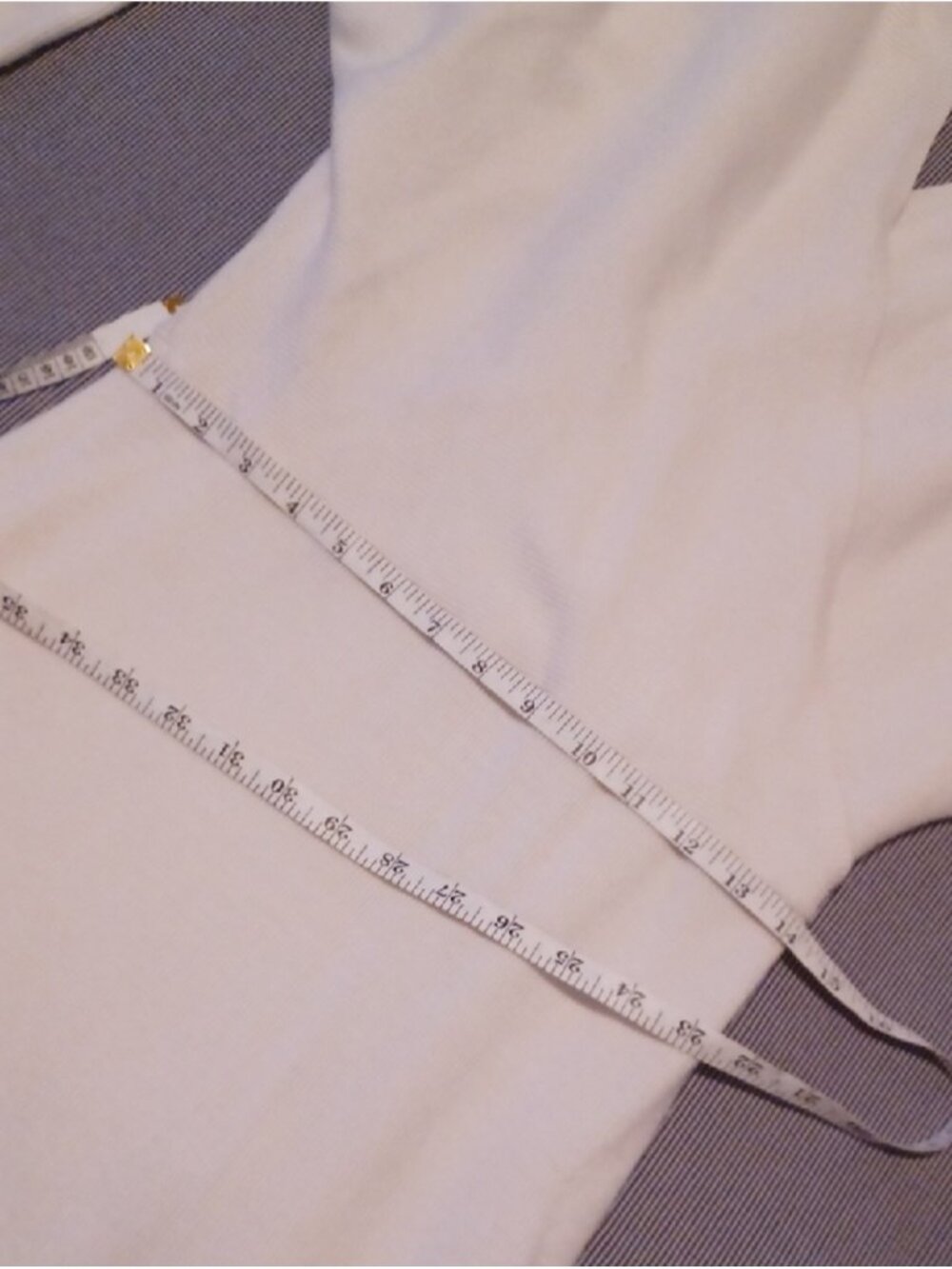 × Elegant Off White Wrap-Style Women's Dress Size Large - Picture 12 of 14